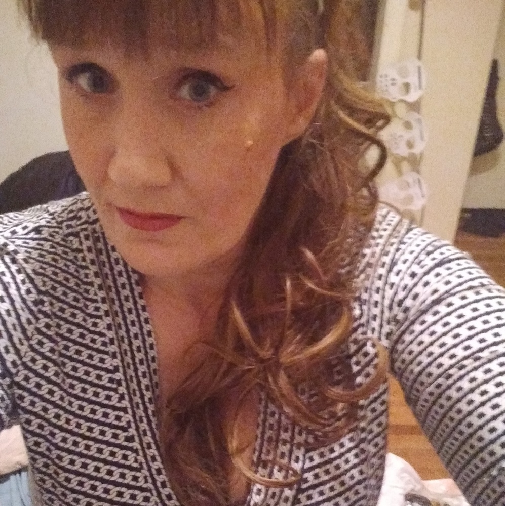 Meet your Posher, Deborah